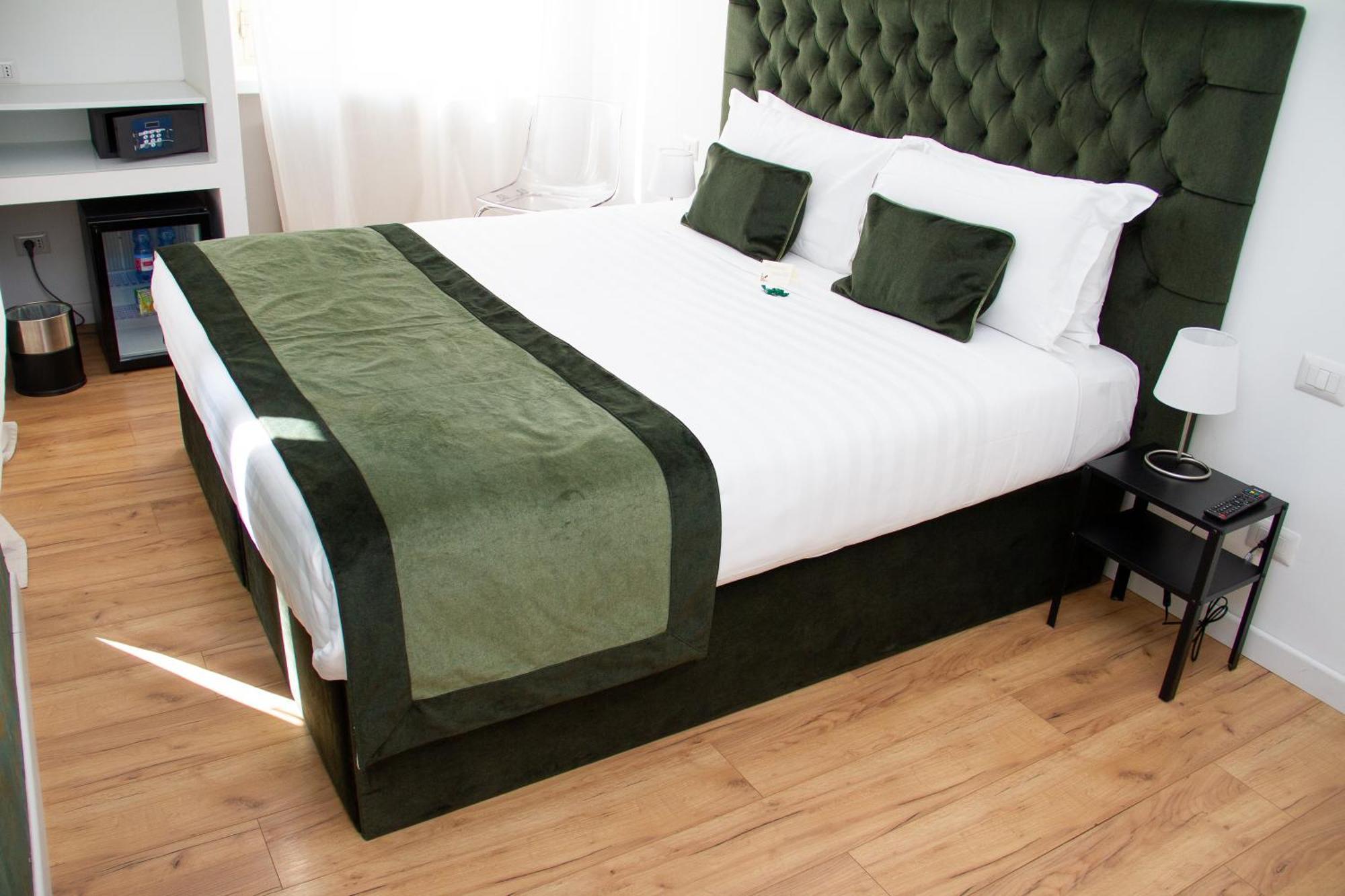 Home At Rome St. Peter Rooms&Apartment Eksteriør billede