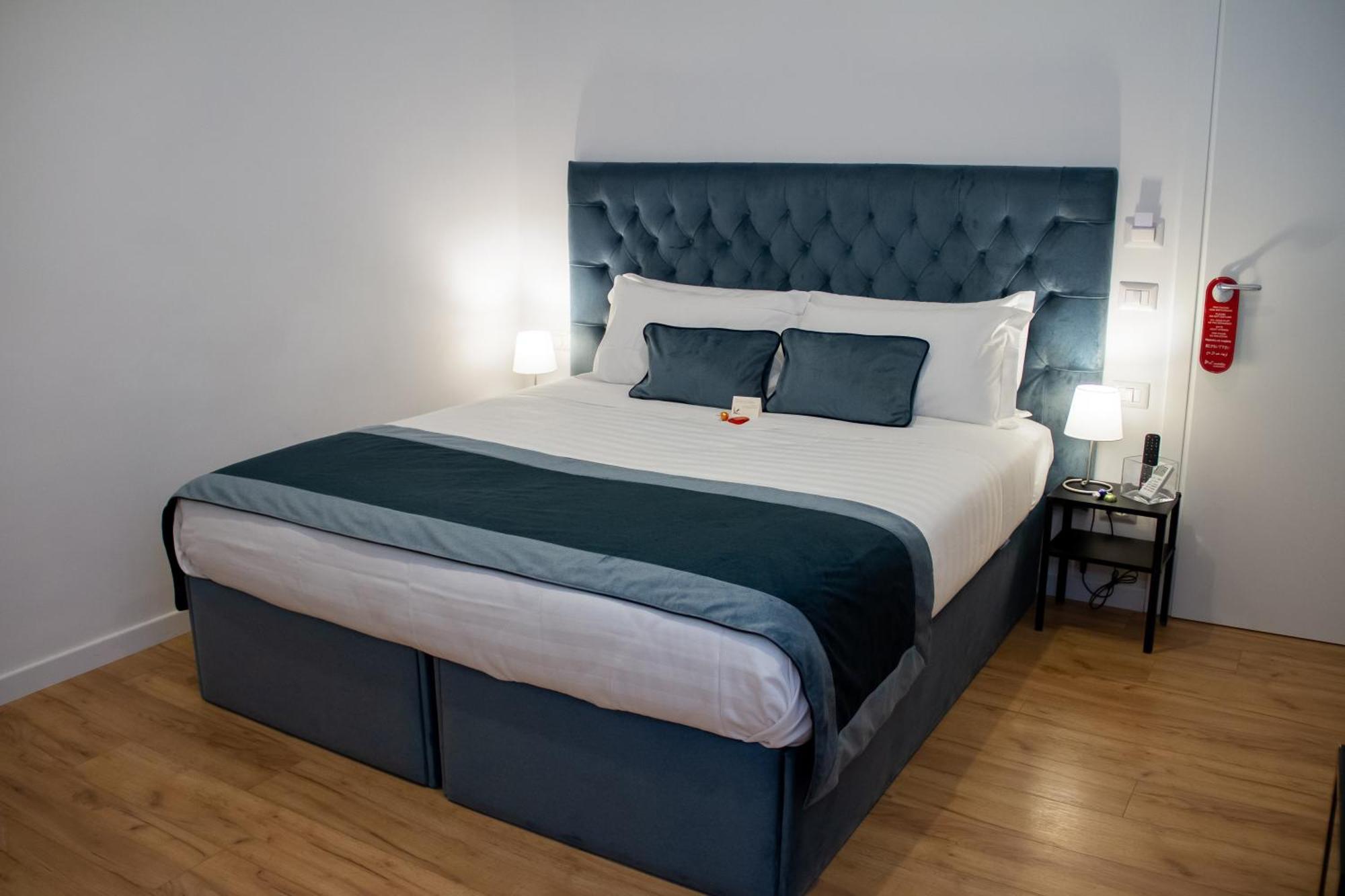 Home At Rome St. Peter Rooms&Apartment Eksteriør billede