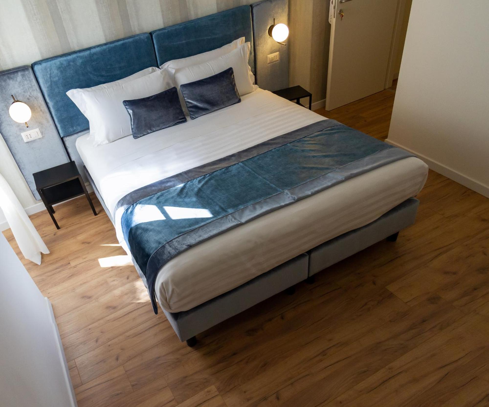 Home At Rome St. Peter Rooms&Apartment Eksteriør billede