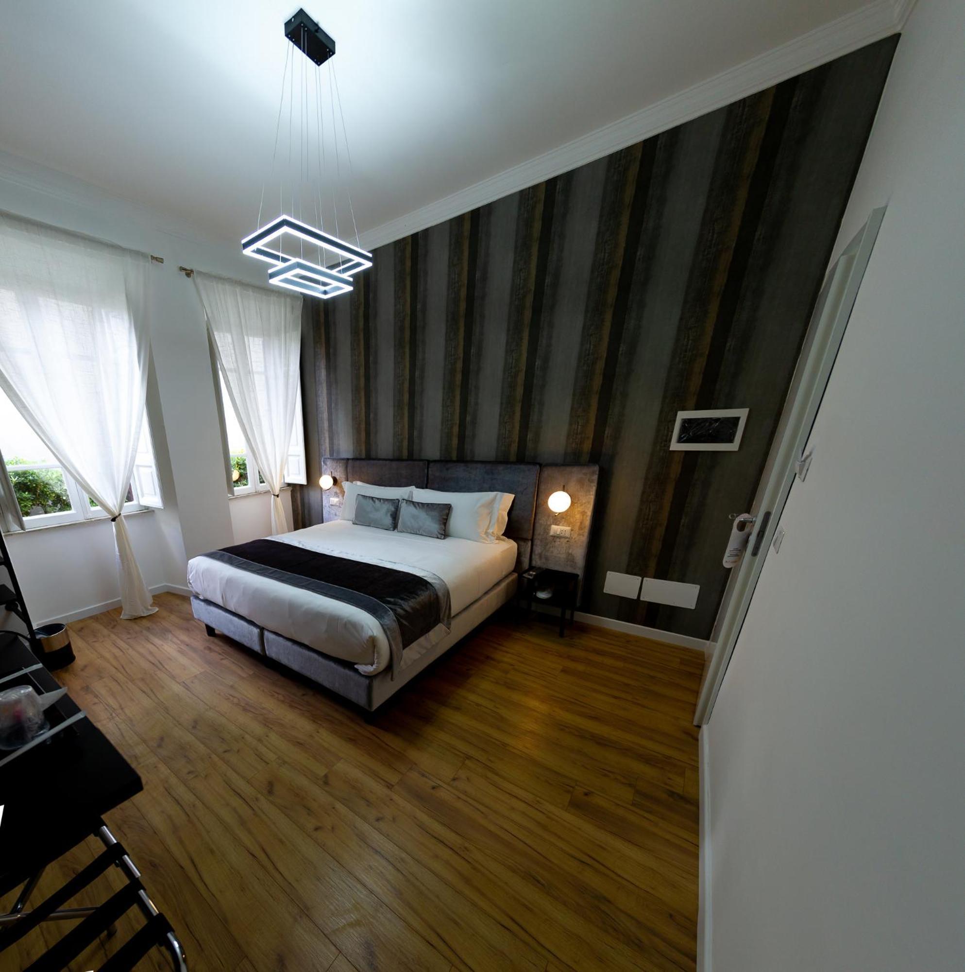 Home At Rome St. Peter Rooms&Apartment Eksteriør billede